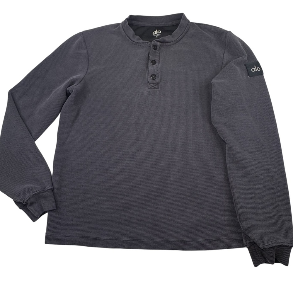 !!!!!!! SOLD !!!!!!!! Small Gray Performance Micro Waffle Fast Henley Gym